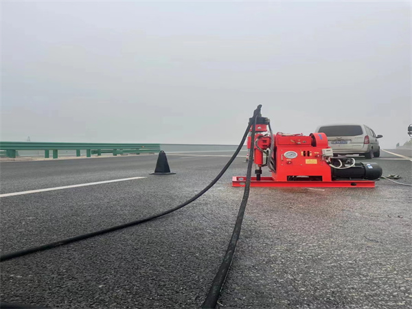 舒兰马路路基路面开裂下沉注浆加固灌浆